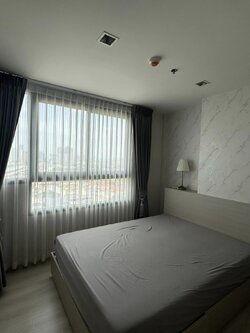 ให้เช่าคอนโด Skyline Rattanathibet (สกายไลน์ รัตนาธิเบศร์) - ตกแต่งเฟอร์ครบห้องใหญ่มีเครื่องซักผ้า - การเดินทาง: MRT สถานีแยกนนทบุรี