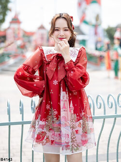 kudapy เดรสสั้นสัแดง collection คริสมาตส์ 1 มาคู่กับกางเกงสั้น สวยดูดี