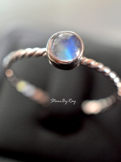 แหวนเงินหินมูนสโตน