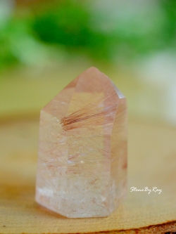 หินไหมนาคเจียรทรงผลึกแท่งคริสตัล