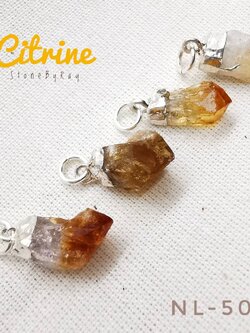 สร้อยคอเชือกถักจี้หินซิทรินผลึกธรรมชาติ Citrine