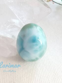 หินลาริมาร์เจียรทรงไข่