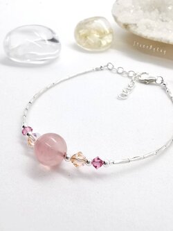 สร้อยข้อมือเงินหินโรสควอต์มาดากัสการ์ Rose Quartz