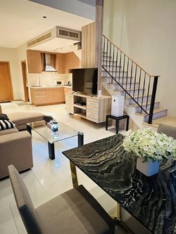 ปล่อยเช่าคอนโด The Emporio Place (ดิ เอ็มโพริโอ เพลส) - Duplex2ชั้น 1ห้องนอน 2ห้องน้ำ 1ห้องนั่งเล่น - ใกล้ BTS พร้อมพงษ์ - ขนาดห้อง 83 ตรม. ชั้น 28