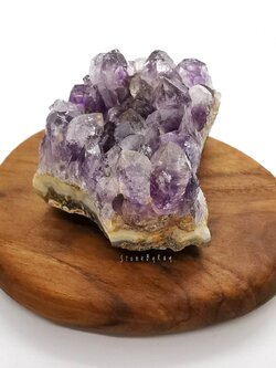หินอเมทิสต์ผลึกธรรมชาติ Amethyst