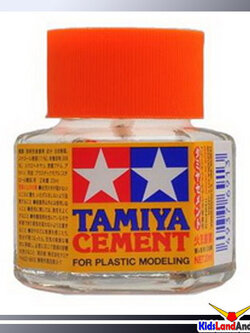 87012 tamiya cement 20 ml (ขวดเหลี่ยม) 4950344071241