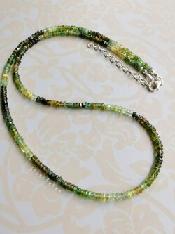 สร้อยคอหินทัวมาลีน(Tourmaline)