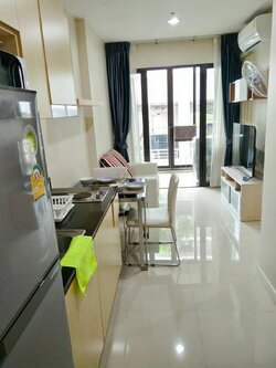 ปล่อยเช่าคอนโด Ideo Ratchada - Huaykwang (ไอดีโอ รัชดา – ห้วยขวาง) - 1ห้องนอนมีเครื่องซักผ้าพร้อมเข้าอยู่ - การเดินทาง: ใกล้ MRT ห้วยขวาง