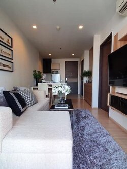 ปล่อยเช่าคอนโด Rhythm Sathorn (ริธึ่ม สาทร) - ห้องตกแต่งสวยน่าอยู่ - การเดินทาง: ใกล้ BTS สะพานตากสิน