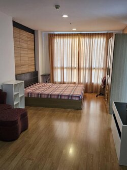 ปล่อยเช่าคอนโด Life @ Ratchada (ไลฟ์ แอท รัชดา) ซอย ลาดพร้าว 36 - เฟอร์ครบมีเครื่องซักผ้า - การเดินทาง: ใกล้รถไฟฟ้า MRT ลาดพร้าว