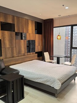 ปล่อยเช่า Rhythm Asoke (ริทึ่ม อโศก) - โซนพื้นที่ MRT พระราม 9 Studio 1ห้องน้ำ - ขนาดห้อง 22.5 ตรม. ชั้น 34 - ให้เช่า 14,000 ต่อเดือน