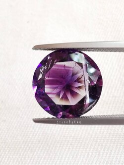 หินซุปเปอร์เซเว่นรูปทรงกลมเจียรเหลี่ยม