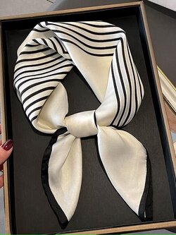 kudapy ผ้าพันคอลายขาวดำ 1*1