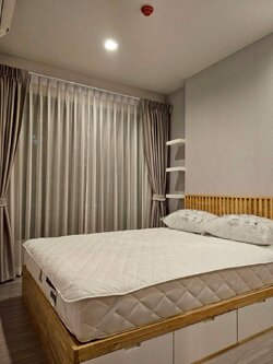 คอนโด Life Asoke Hype (ไลฟ์ อโศก ไฮป์) High Rise โซนพื้นที่ มศว. MRT พระราม9 เพชรบุรี ให้เช่าห้องแบบ 1ห้องนอน 1ห้องน้ำ ขนาดห้อง 32 ตรม. ชั้น 31 ฟรีเน็ต True Fiber 1000/200