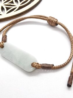 สร้อยข้อมือหินหยกดีไซน์เชือกรูดปรับขนาดได้ JADE