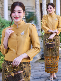 kudapy ชุดเซตคอจิตรลดาสีเหลืองทอง แขนยาว เสื้อผ้าไหม+ผ้าถุงทอลายกาฬสินทร์ ทบหน้า