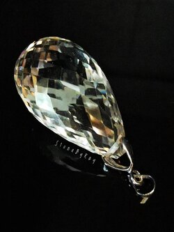 จี้หินคริสตัลควอตซ์เจียรเหลี่ยม