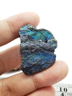 หินบอร์ไนท์ก้อนธรรมชาติ Bornite