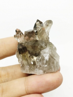 สโมกกี้ควอตซ์ผลึกธรรมชาติเกรดA+