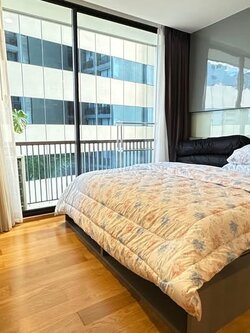 คอนโด Noble Revo Silom (โนเบิล รีโว สีลม) High Rise โซนพื้นที่ BTS สุรศักดิ์ ให้เช่าห้องแบบ 1ห้องนอน 1ห้องน้ำ ขนาดห้อง 32 ตรม. ชั้น 11