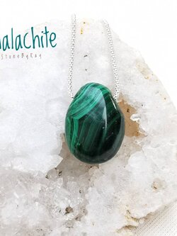 สร้อยคอเงินจี้หินมาลาไคต์