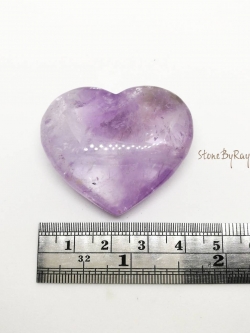 หินอเมทิสต์เจียรรูปหัวใจ