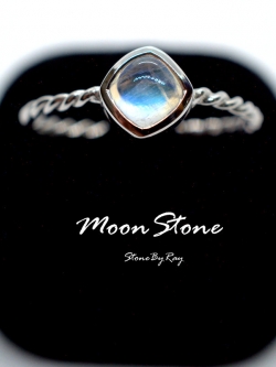 แหวนเงินหินมูนสโตน