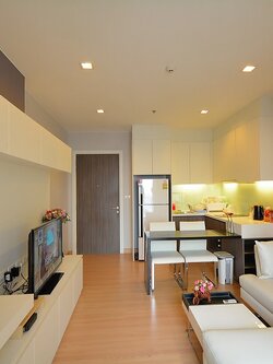 ให้เช่าคนอโด Urbano Absolute Sathon – Taksin ชั้นสูงห้องสวยเฟรอ์ครบ