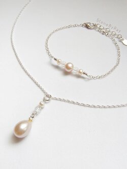 Setสร้อยคอเงินจี้ไข่มุกแท้กับหินมูนสโตน Pear&Moonstonel