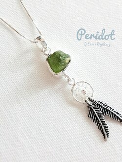 สร้อยคอเงินจี้พลอยเพอริดอทก้อนธรรมชาติ