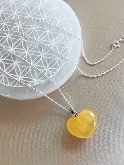 สร้อยคอเงินจี้หินแคลไซต์ทรงหัวใจ Calcite