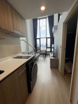 ห้องใหม่คอนโด Life Rama 4 - Asoke (ไลฟ์ พระราม 4 - อโศก) High Rise โซนพื้นที่ ใกล้ MRT ศูนย์การประชุมแห่งชาติสิริกิติ์ ให้เช่าห้องDuplex2ชั้น แบบ 2ห้องนอน 1ห้องน้ำ ขนาดห้อง 48 ตรม. ชั้น 34