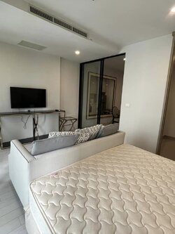 ปล่อยเช่าคอนโด Noble Ploenchit (โนเบิล เพลินจิต) - 1ห้องนอน 1ห้องน้ำ 1ห้องนั่งเล่น - ใกล้ BTS เพลินจิต - ขนาดห้อง 48 ตรม. ชั้น 12 ตึก A