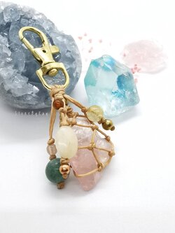 พวงกุญแจหินโรสควอตซ์ Rose Quartz