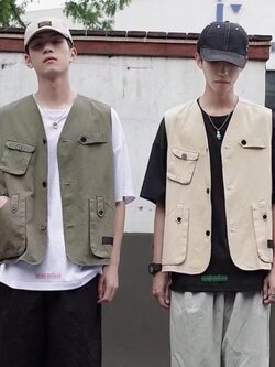 kudapy เสื้อกั้กชาย ทรงบอย ใส่เเที่ยว ใส่เดินป่า สีเขียวทหารและสีกากี