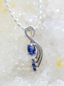 สร้อยคอเงินจี้พลอยไพลิน(Sapphire)