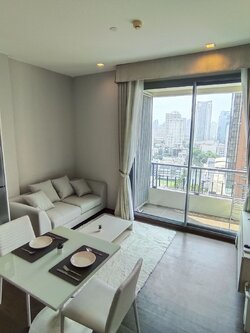 ปล่อยเช่าคอนโด Q Asoke (คิว อโศก) - 1ห้องนอน 1ห้องน้ำ 1ห้องนั่งเล่น - ใกล้ MRT เพชรบุรี - ขนาดห้อง 38 ตรม. ชั้น 21