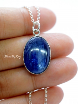 สร้อยคอเงินจี้หินไคยาไนท์ (Kyanite)