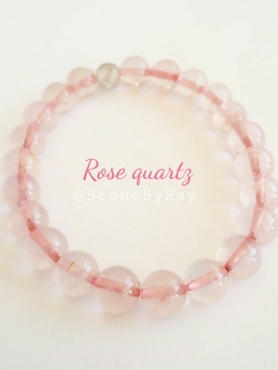 สร้อยข้อมือหินโรสควอตซ์8มิล