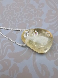 สร้อยคอเงินจี้หินแคลไซต์