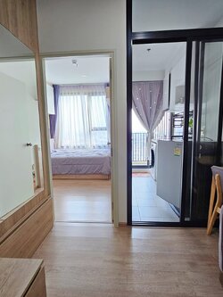 ให้เช่าคอนโด Chewathai Kaset - Nawamin (ชีวาทัย เกษตร - นวมินทร์) - ตกแต่งเฟอร์ครบชั้นสูงห้องสวยน่าอยู่มีเครื่องซักผ้า - การเดินทาง: BTS เกษตรและเสนา