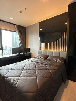 สนใจชมห้องติดต่อได้เลย Line ID: Smile-easy ปล่อยเช่าคอนโด Life Asoke - Rama 9 (ไลฟ์ อโศก - พระราม 9) - 2ห้องนอน 1ห้องน้ำ 1ห้องนั่งเล่น 1ห้องครัว - ใกล้ MRT พระราม 9 เพชรบุรี - ขนาดห้อง 46.5 ตรม. ชั้น 39 ที่จอดรถ ได้ 1 สิทธิ์