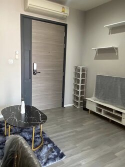 ขายคอนโด The Room Sathorn - St.Louis (คอนโด เดอะรูม สาทร-เซนต์หลุยส์) - ห้องใหม่มาก (ไม่เคยปล่อยเช่าเจ้าของอยู่เองไว้เฉพาะนอน 2 ปี) - การเดินทาง: ใกล้รถไฟฟ้า BTS เซนต์หลุยส์