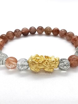 สร้อยข้อมือหินไหมนาคและไหมเขียว+ปี่เซียะเงินแท้ชุบทอง