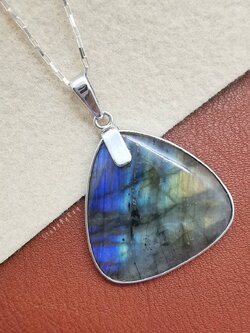 สร้อยคอเงินจี้หินลาบราโดไลท์ Labradorite