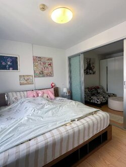 ให้เช่าคอนโด dcondo Rattanathibet (ดีคอนโด รัตนาธิเบศร์) - ตกแต่งเฟอร์ครบมีเครื่องซักผ้าใหม่จอดรถได้ทังรถยนต์และมอไซต์ - การเดินทาง: ติด MRT ไทรม้า