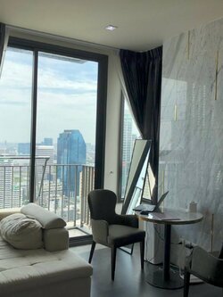 ขายคอนโด Edge Sukhumvit 23 (เอดจ์ สุขุมวิท 23) ชั้น30วิวเมืองทิศเหนือ