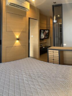 ให้เช่าห้องสวยน่าอยู่ใกล้ MRT บางโพ เฟอร์ครบ สอบถามแอด Line ID : Smile-easy ที่ The Tree Interchange (เดอะ ทรี อินเตอร์เชนจ์)