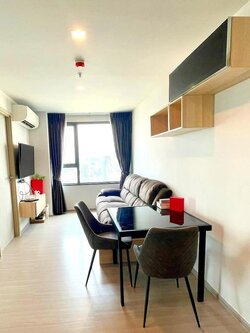 สนใจชมห้องติดต่อได้เลย Line ID: Smile-easy ปล่อยเช่าคอนโด Life Ladprao (ไลฟ์ ลาดพร้าว) - 2ห้องนอน 1ห้องน้ำ 1ห้องนั่งเล่น - ใกล้ BTS ห้าแยกลาดพร้าว - ขนาดห้อง 52 ตรม. ชั้น 45