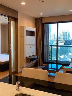 ให้เช่าห้องตกแต่งครบวิวสวยพร้อมอยู่สอบถามแอด Line ID : Smile-easy ที่ The Address Sathorn